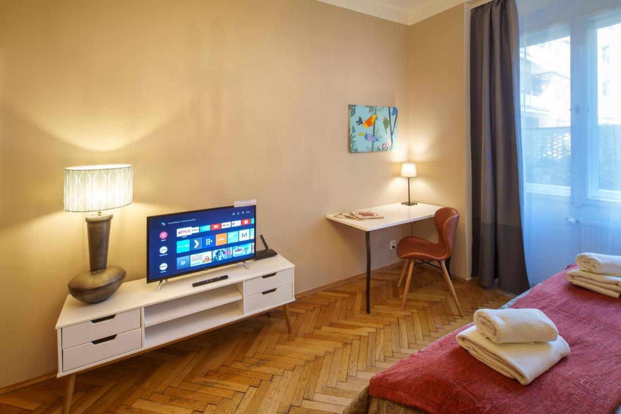 Dlouhá Apartment with balcony Praga Exterior foto